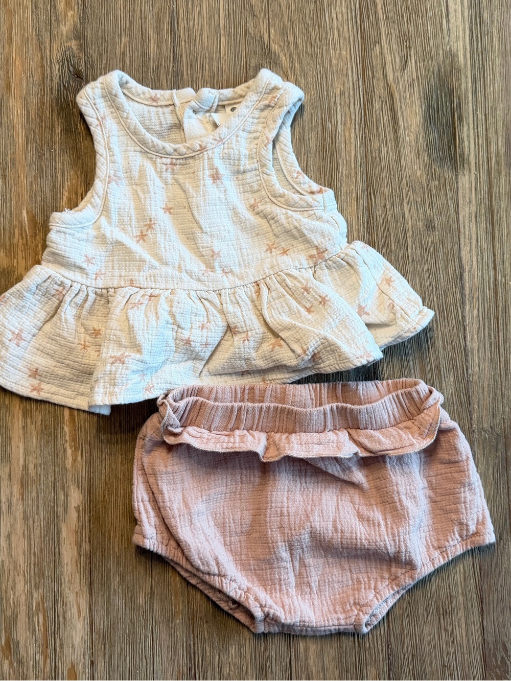 Quincy Mae Ruffle Starfish Tank & Bloomer Set - Cream & Dusty Pink